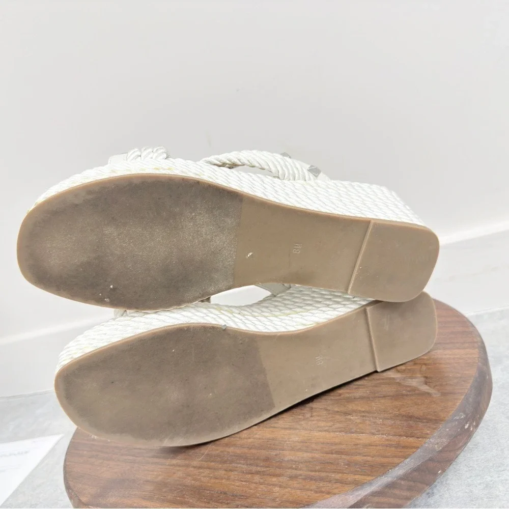 Vaneli‎ Clem Wedge Slide w Pyramid Stud trim sz 8